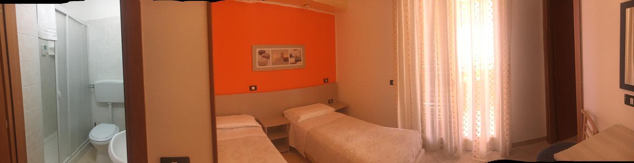 Mediterraneo Bed & Breakfast Pozzallo Exterior photo